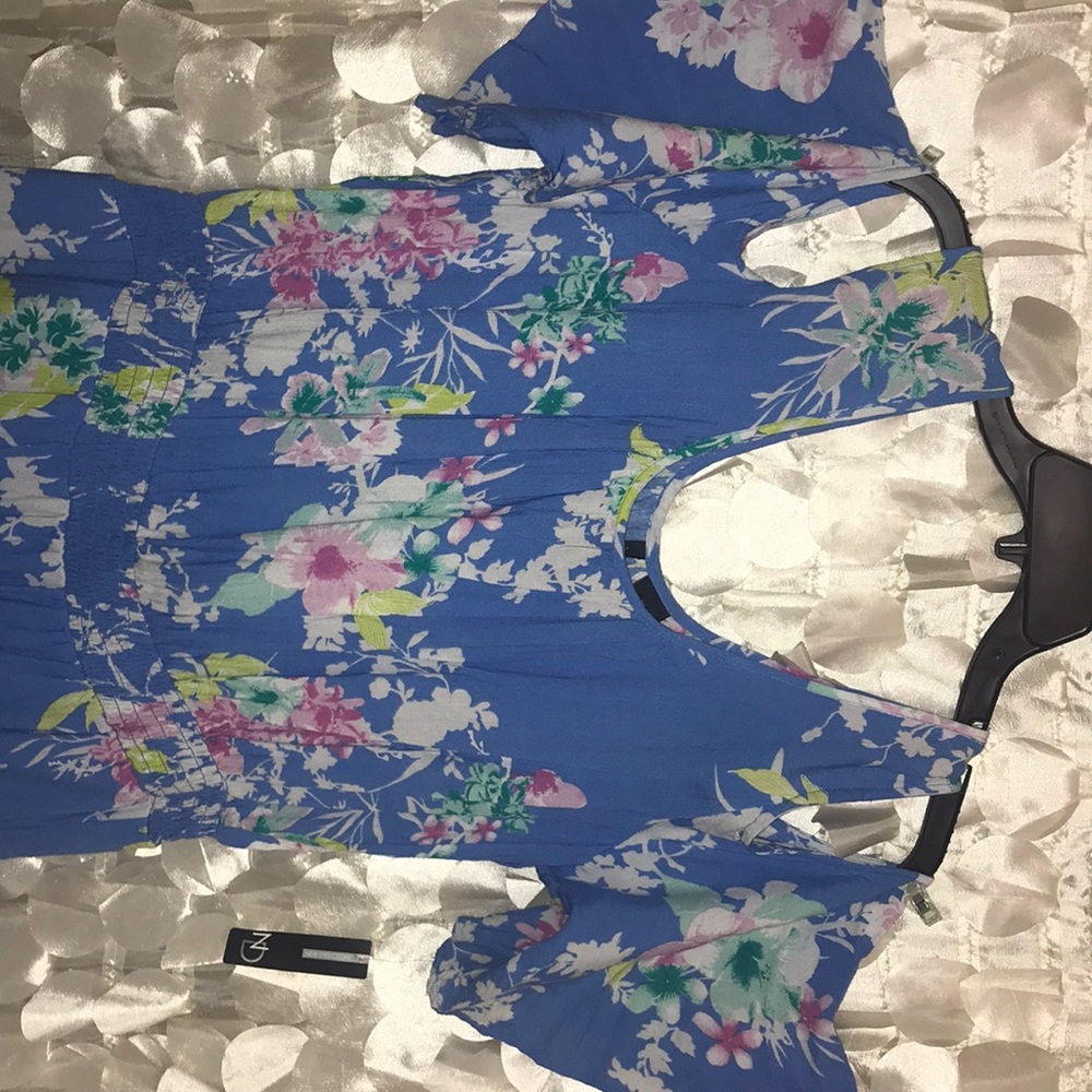 Dress - Picture 3 of 5